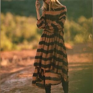 Norblack Norwhite Neuphrates Midi Dress Small Brown Black Striped